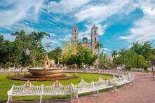 fachadas coloniales en el pueblo magico de Valladolid