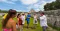Miniatura Explicacion Guia en Juego de pelota durante la excursión